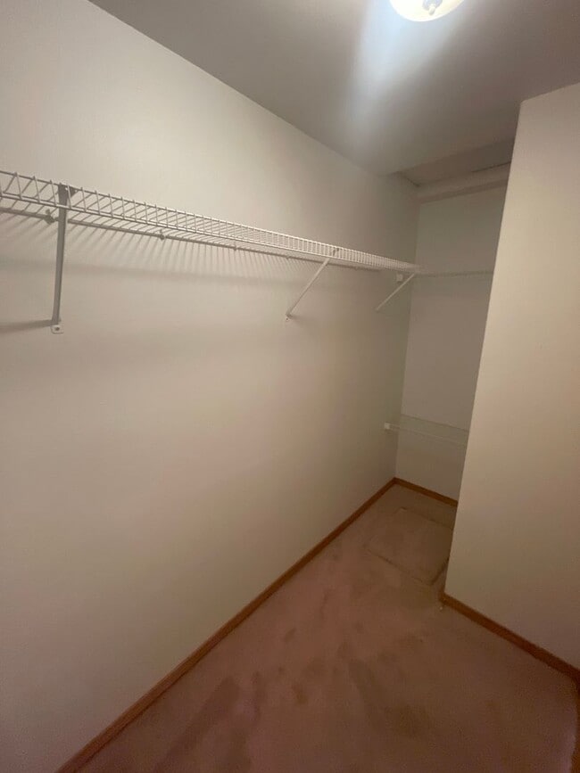 Building Photo - 3 Bedroom home in Albany!