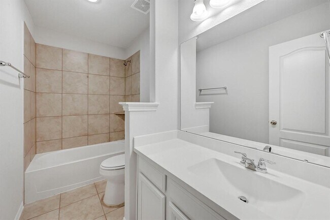 Building Photo - 12822 Ilderton Dr