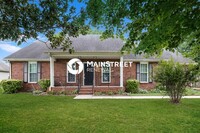 Building Photo - 2319 Centertree Dr