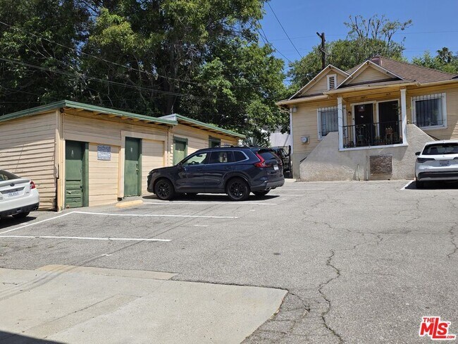 Building Photo - 367 N Avenue 52