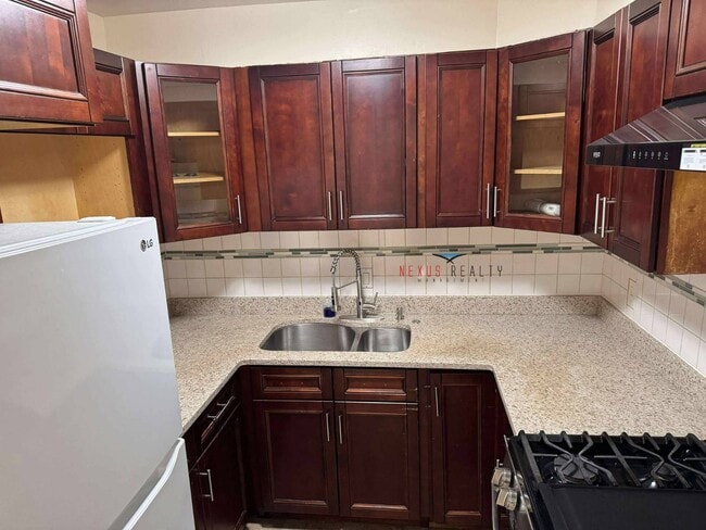 Building Photo - 34-39-39 69th St