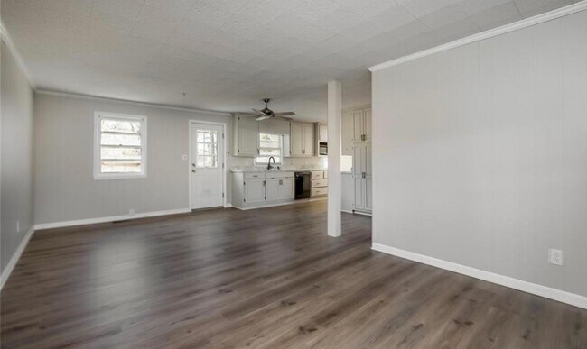 Building Photo - 1409 Union Chapel Rd