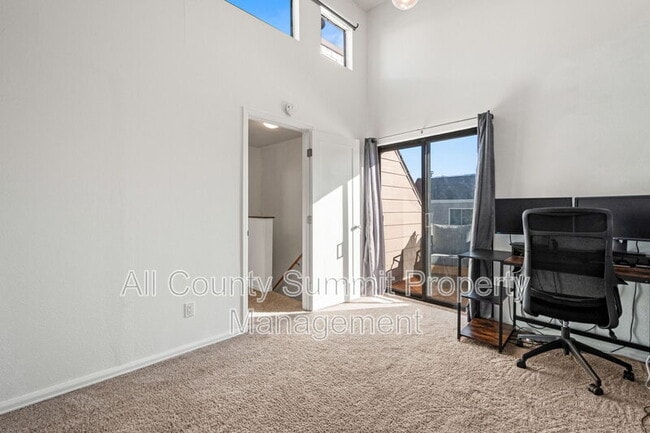 Building Photo - 12476 W Nevada Pl