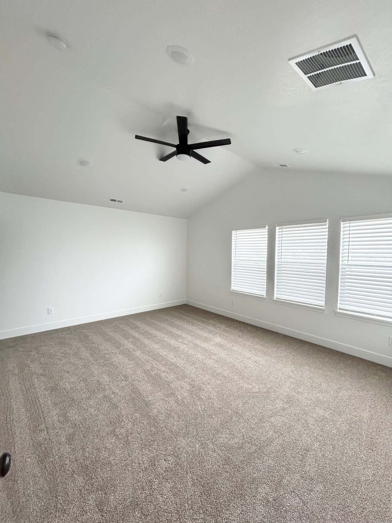 Building Photo - 3396 S 1300 W