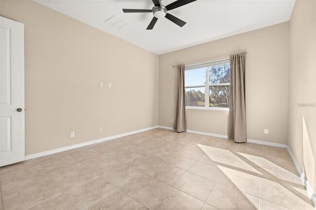 Building Photo - 1855 Flora Pass Pl