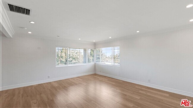 Building Photo - 3446 Alginet Dr