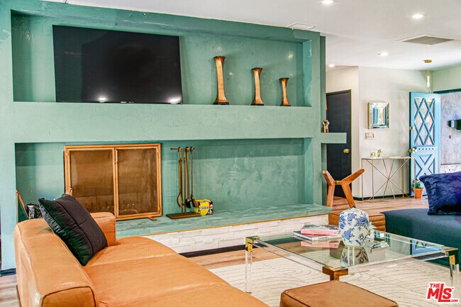 Building Photo - 5604 Shenandoah Ave