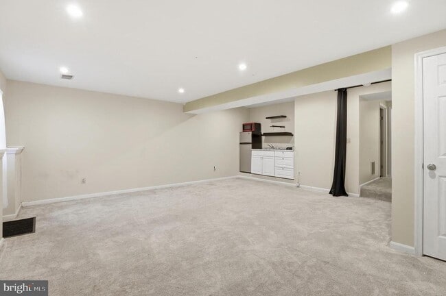 Building Photo - 6005 Pieco Ct