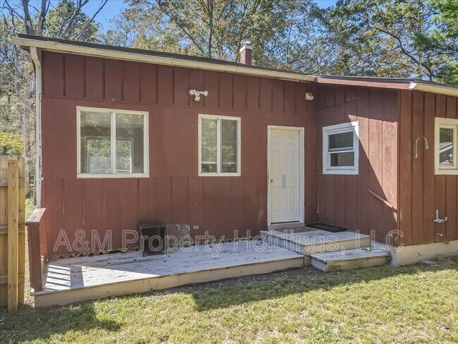 Building Photo - 164 Buckhill Rd