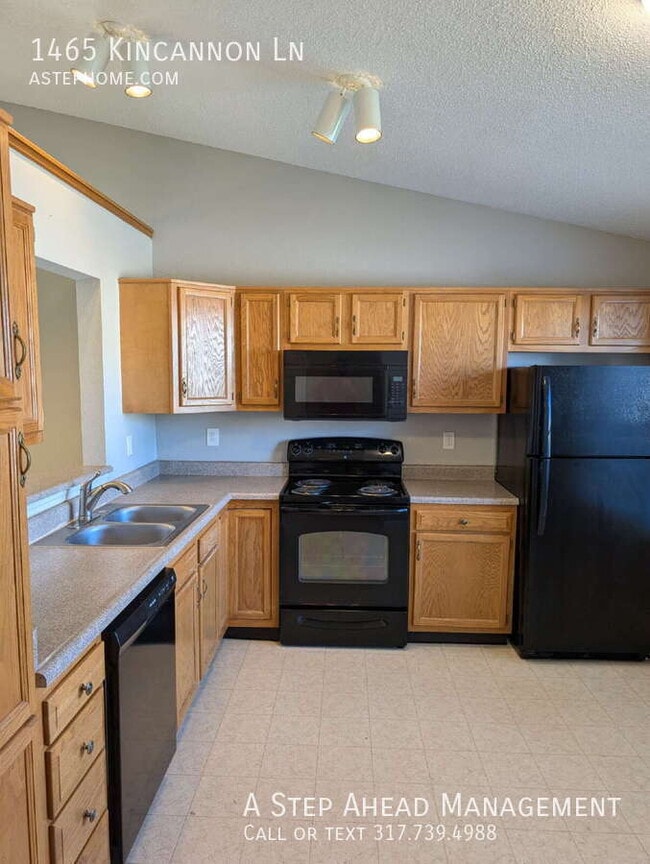 Building Photo - 1465 Kincannon Ln