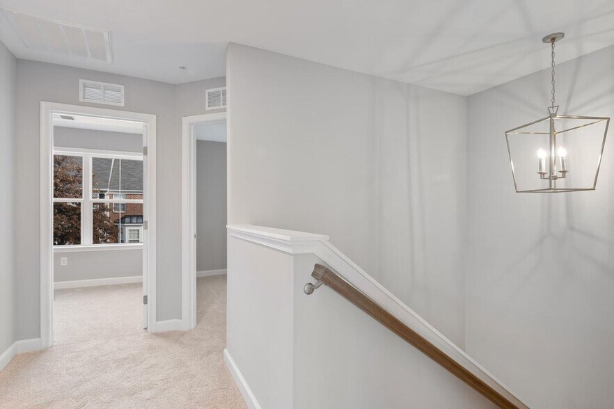 Building Photo - 504 Wheatley Dr
