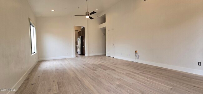 Building Photo - 10089 E Friess Dr