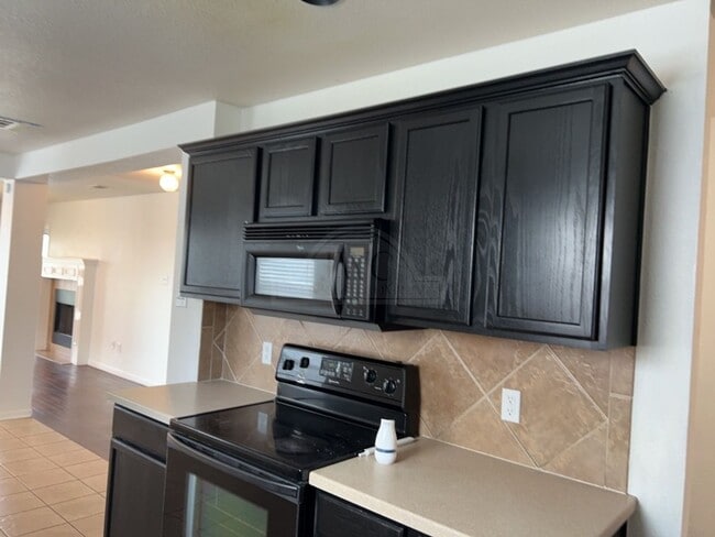 Building Photo - 3304 Catalina Dr