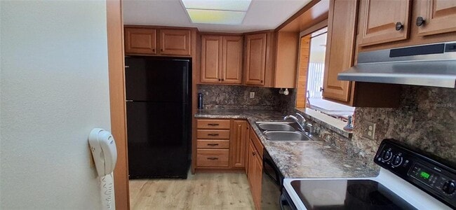 Building Photo - 441 E Rubens Dr