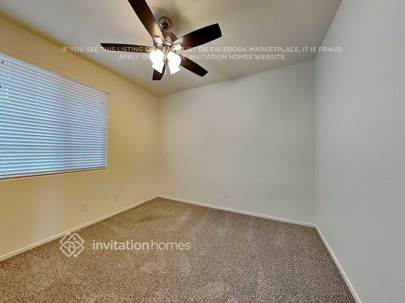 Building Photo - 3361 N Los Alamos