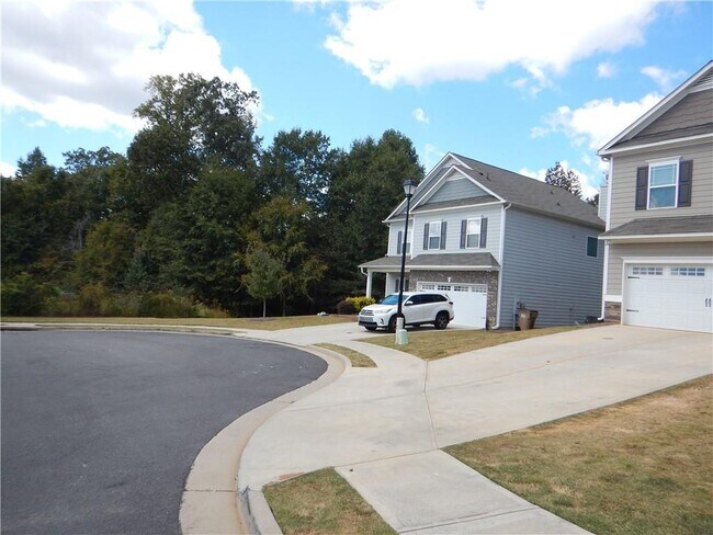 Building Photo - 720 Country Ridge Dr