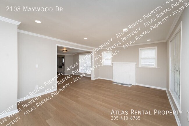 Building Photo - 2108 Maywood Dr
