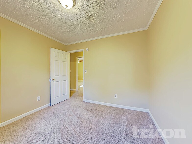 Building Photo - 297 N Briar Ridge