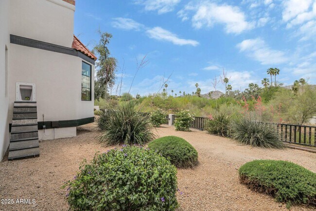 Building Photo - 4814 E Marston Dr