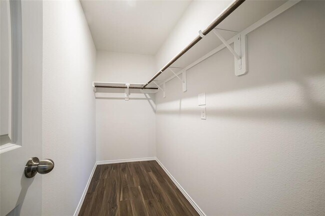 Building Photo - 22435 Verdin Rd