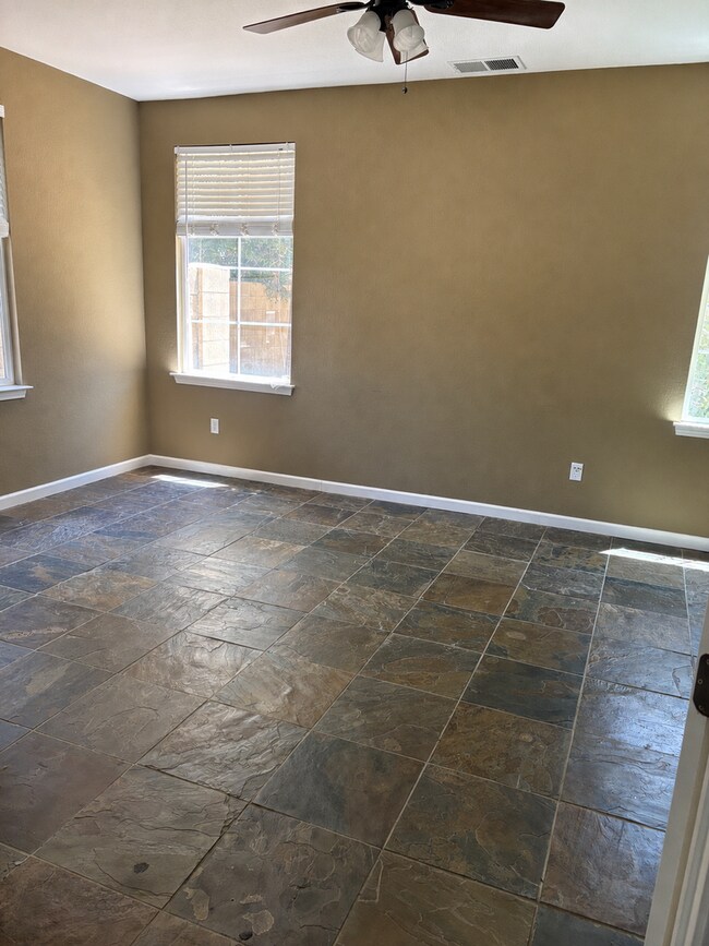 Building Photo - 20401 Panoz Rd