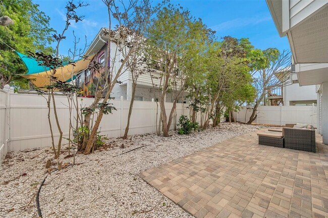 Building Photo - 7615 Coquina Way