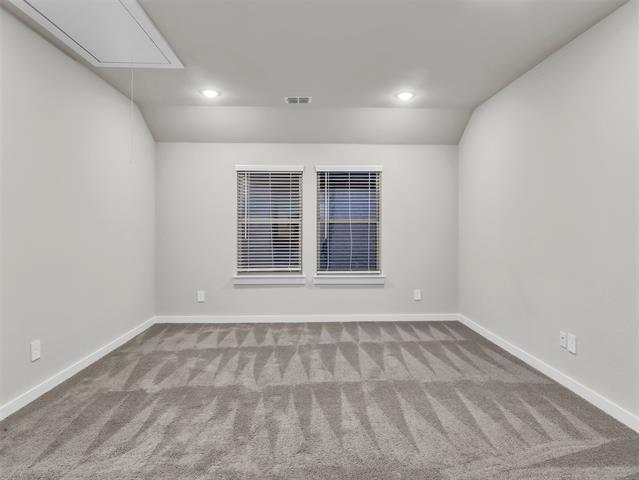 Building Photo - 2214 Spring Side Dr