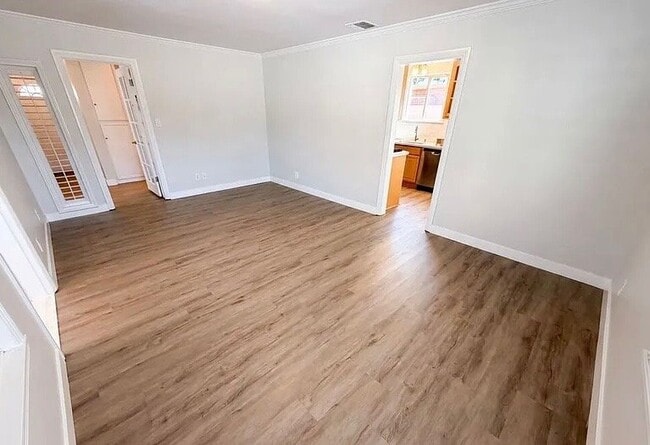 Building Photo - 11844 Graystone Ave