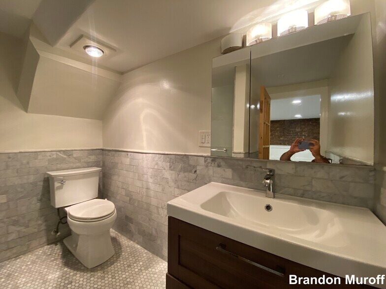 Building Photo - 482 Columbus Ave