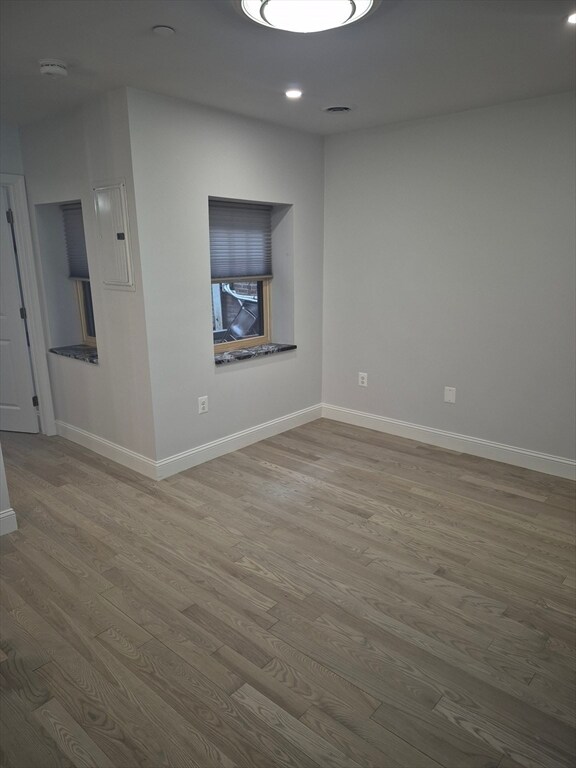 Building Photo - 209 Endicott St