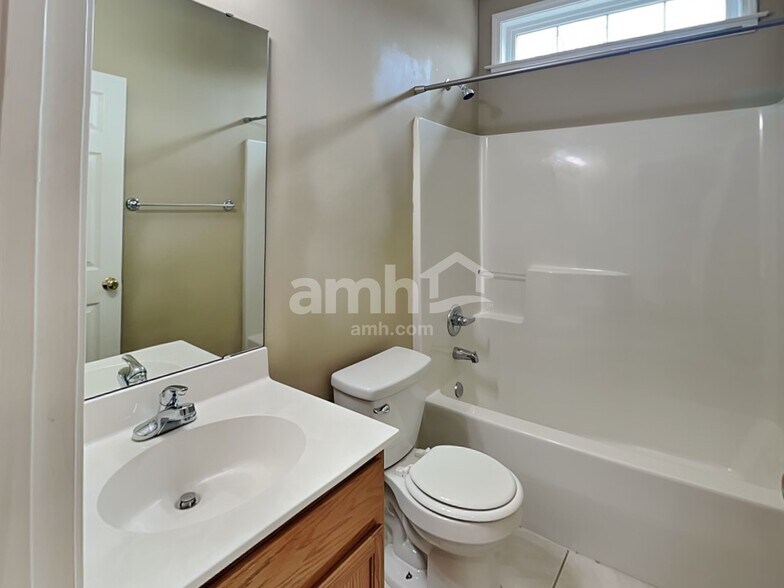 Building Photo - 413 Barnsdale Ridge Rd