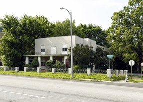 Building Photo - 1733 Poplar Ave