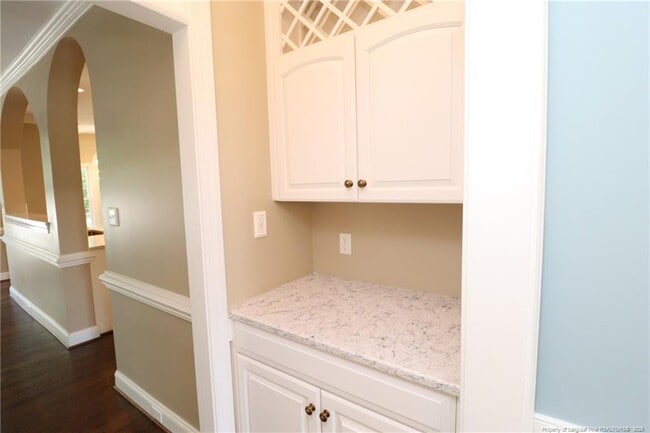Building Photo - 110 Guymon Ct