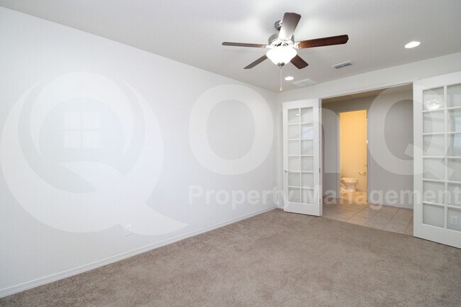 Building Photo - 26018 N 52nd Ln