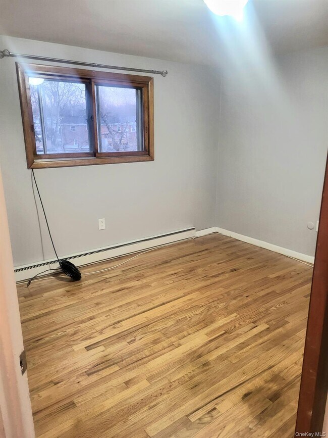 Building Photo - 1204 Parr Lake Dr