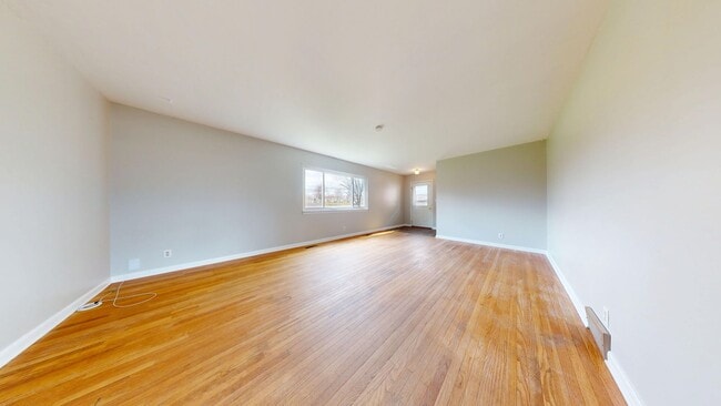 Building Photo - Shelby Schools, 3+ Bedrooms, Next to 1st Baptist Church!