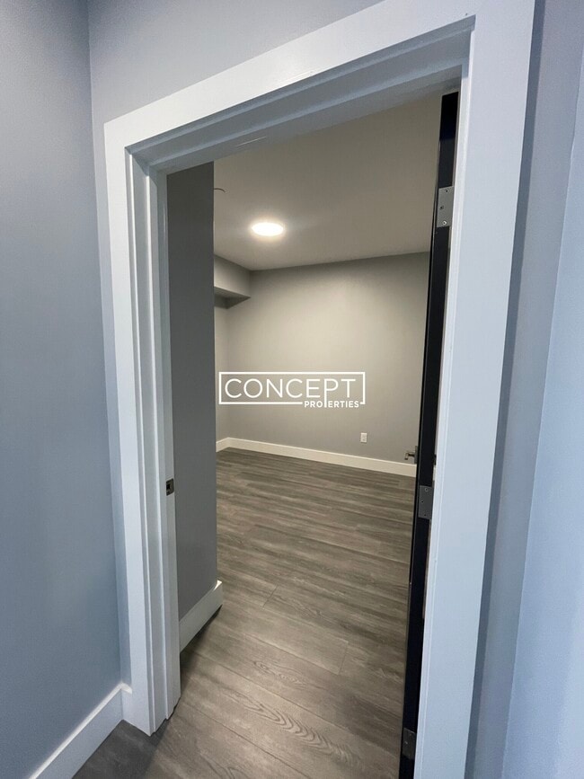 Building Photo - 365 Western Ave