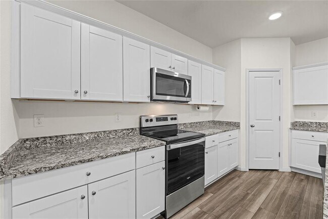 Building Photo - 305 Redfish Ln