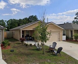 Building Photo - 211 Teakwood Dr
