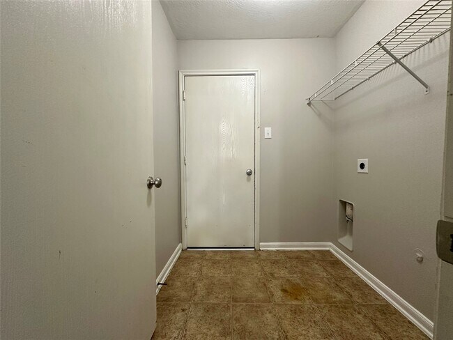 Building Photo - 8607 Heather Bluff Ct