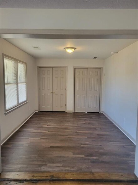 Building Photo - 1063 Pleasant Hill Rd