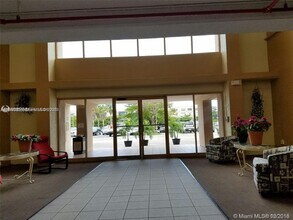 Building Photo - 14850 Naranja Lakes Blvd