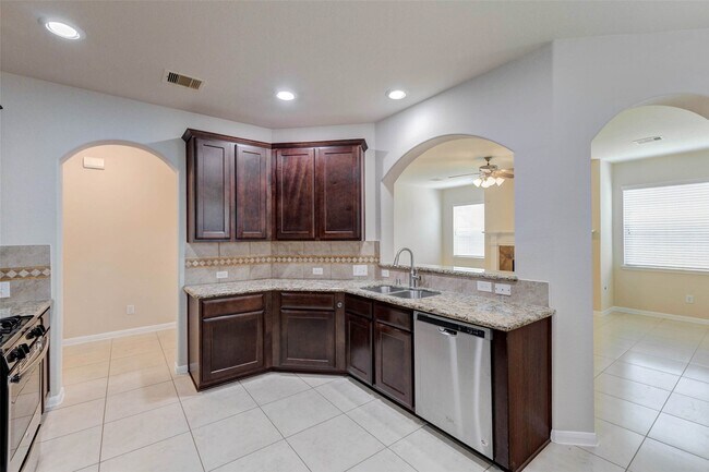 Building Photo - 3310 Pimlico Pine Ln