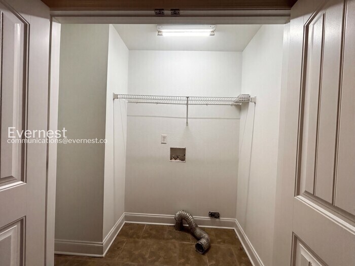 Building Photo - 80 Brown Estates Dr