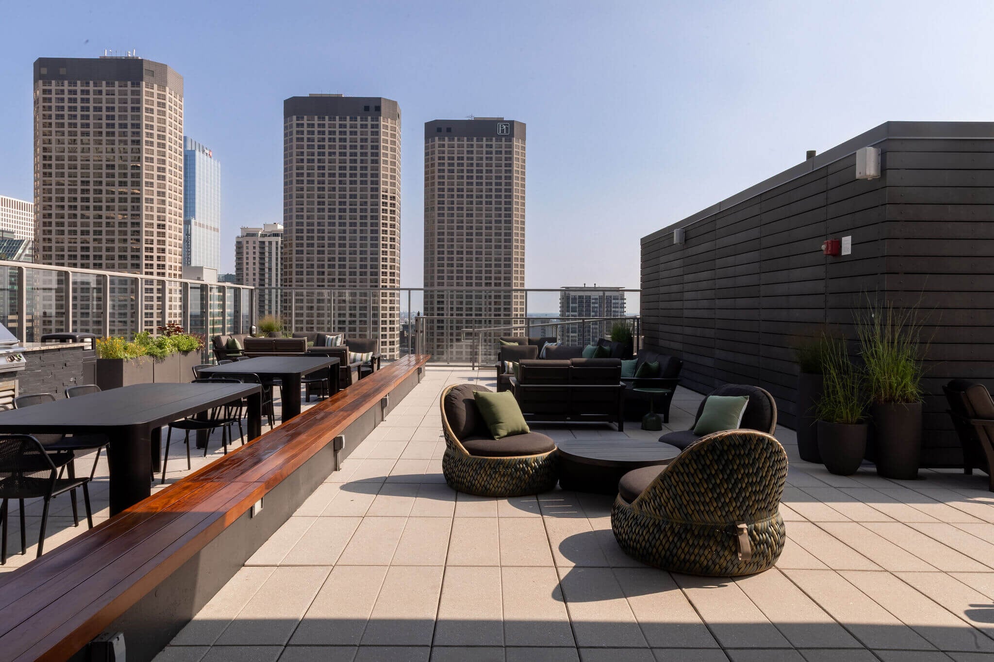 Building Photo - 651 W Washington Blvd