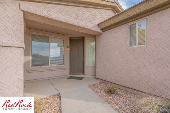 Building Photo - 2 Bedroom Townhome in Coral Canyon with Resort Amenities