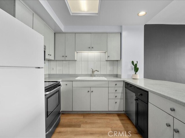 Building Photo - 969 Hilgard Ave
