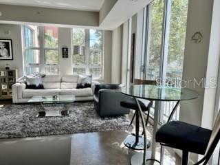 Building Photo - 1350 Main St