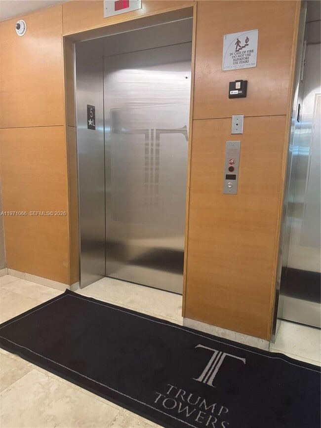 Building Photo - 15901 Collins Ave