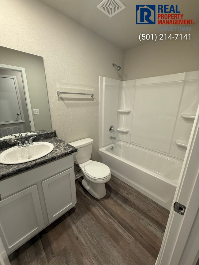 Building Photo - 6016 Croft Avenue-